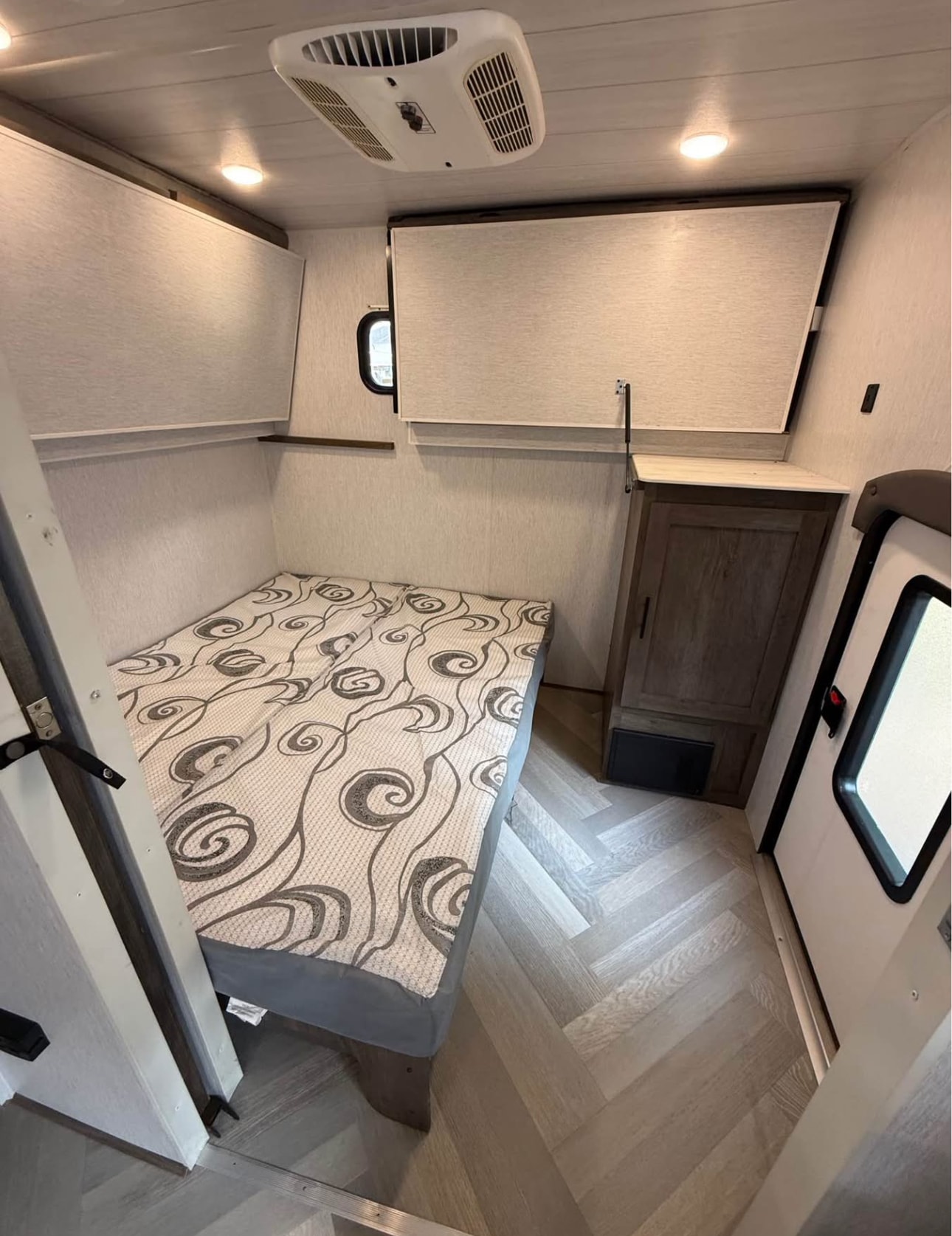 2022 Forest River Salem 29VBUD Travel Trailer thumbnail 7
