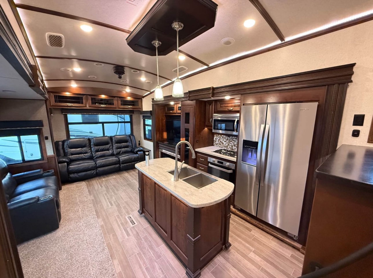 2018 Jayco Pinnacle 37RSTS thumbnail 10