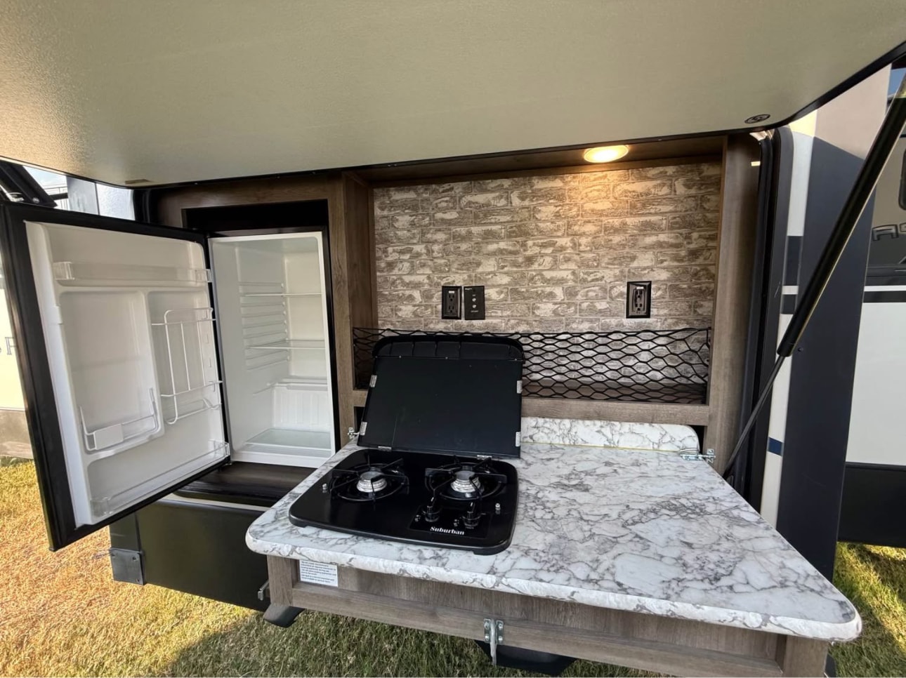 2020 Keystone Sprinter Limited 3551 Fifth Wheel thumbnail 6