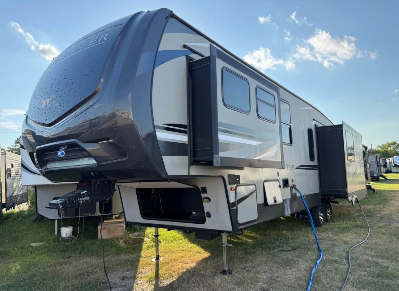 2020 Keystone Sprinter Limited 3551 Fifth Wheel thumbnail 8