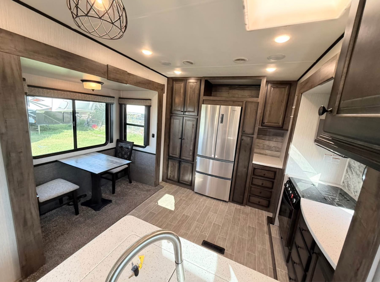 2021 Heartland BigHorn 39RK Fifth Wheel thumbnail 13