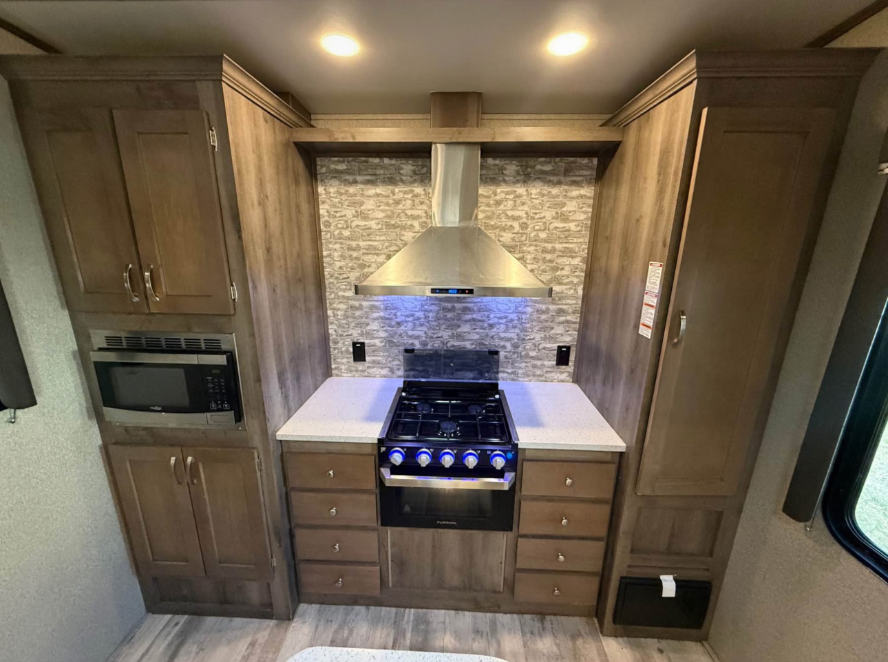 2020 Keystone Sprinter Limited 3551 Fifth Wheel thumbnail 12