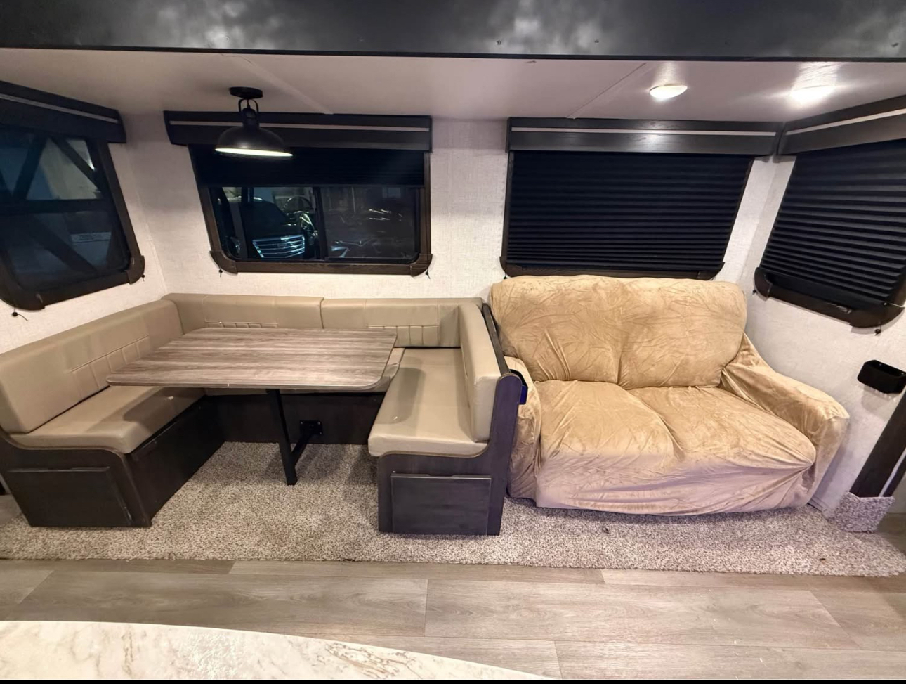 2022 CrossRoad Cruiser Aire 30RLS Travel Trailer thumbnail 13