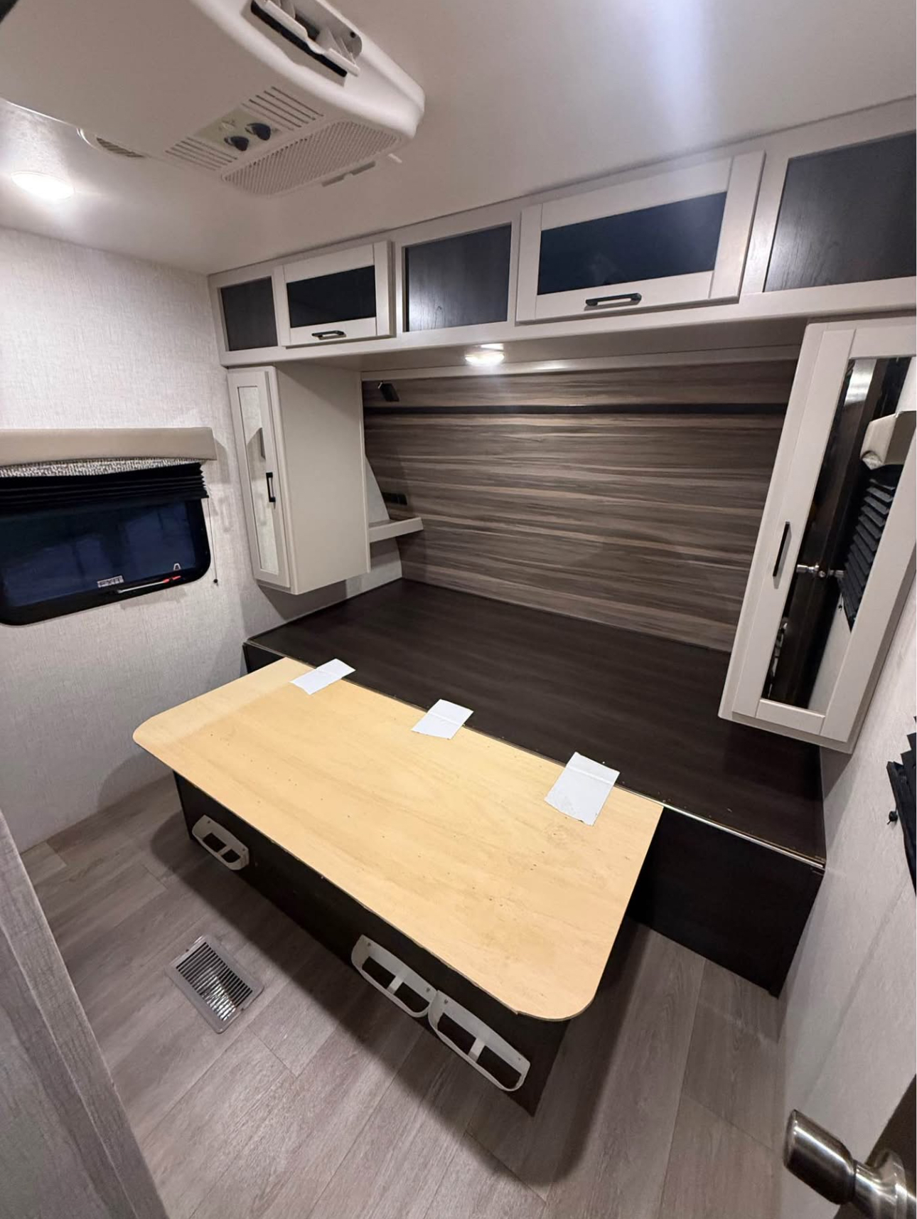 2022 CrossRoad Cruiser Aire 30RLS Travel Trailer thumbnail 12